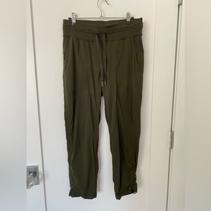 LULULEMON green joggers
